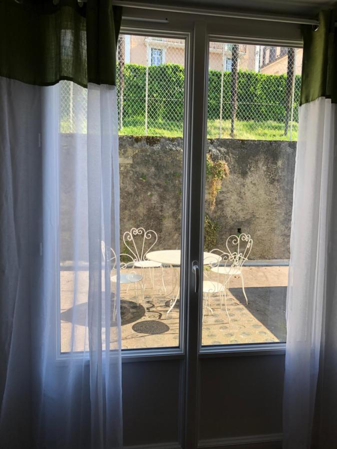 Grand Appartement De Standing "Reve Du Soir" De 170 M2 350 M De La Gare Лурд Екстер'єр фото